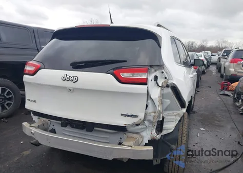 2016 Jeep Cherokee Latitude из США, поврежденный, VIN 1C4PJMCB9GW211494